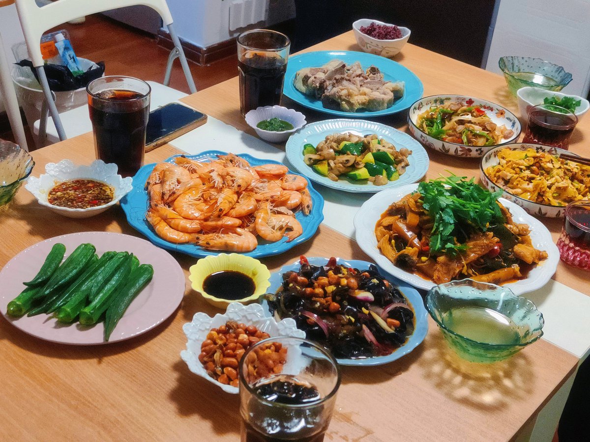 Easy2mineL20439's tweet photo. Happy 75th birthday to our motherland 🥰 😍 😘 
Ps: Pls call me chef 😁 
#HappybirthdaytoChina 🤩 https://t.co/i3kX4evhOD