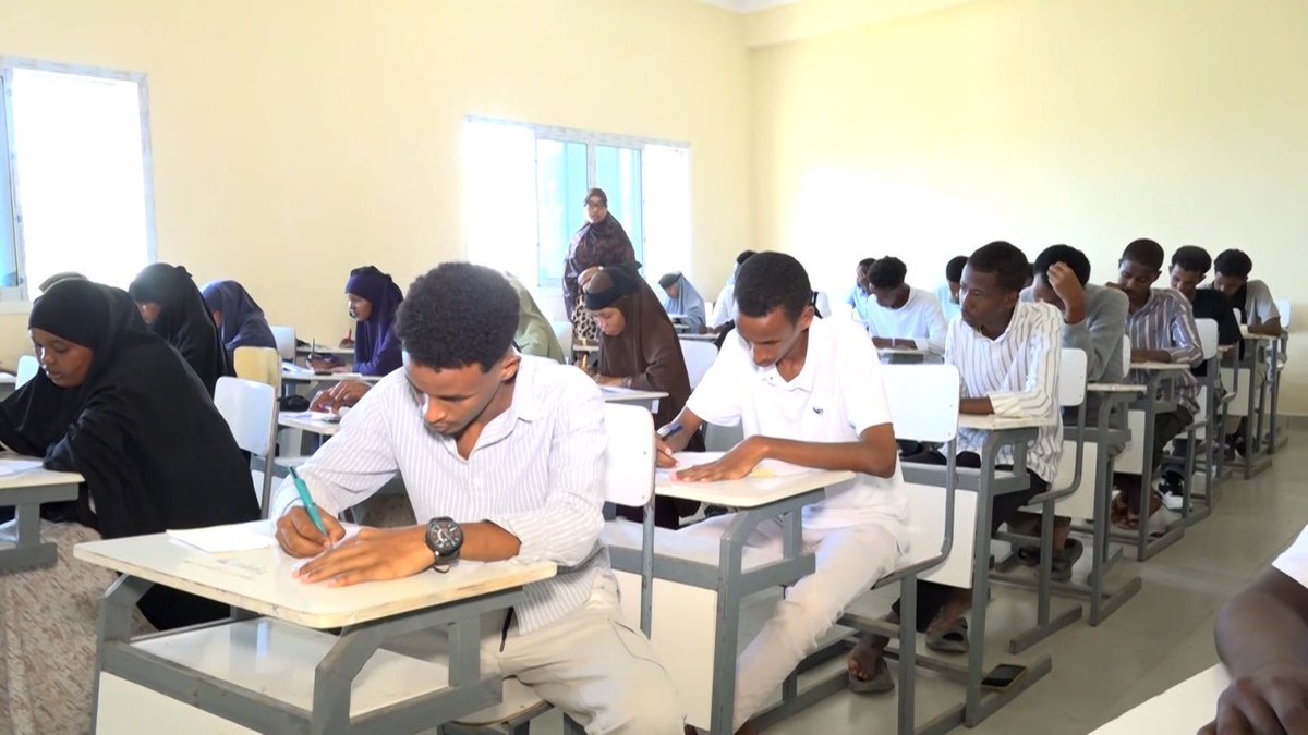 Ministry of Education, Culture & Higher Education (@moechesomalia) on Twitter photo H.E. <a href="/faaraxsheekh/">Farah Sheikh Abdulkadir</a> officially launched the Somali National University (SNU) entrance examination today, with nearly 4,000 students sitting for the exam. The process is being conducted in a transparent and fair manner, ensuring equal opportunity for all candidates. H.E. <a href="/faaraxsheekh/">Farah Sheikh Abdulkadir</a> officially launched the Somali National University (SNU) entrance examination today, with nearly 4,000 students sitting for the exam. The process is being conducted in a transparent and fair manner, ensuring equal opportunity for all candidates.