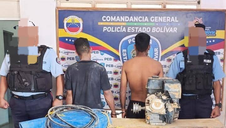 Dos detenidos por minería ilegal en Caroní  eldiariodeguayana.com.ve/dos-detenidos-… vía <a href="/DiariodeGuayana/">El Diario de Guayana</a>