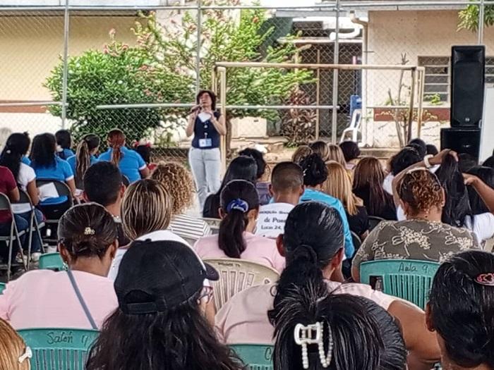 Campamento Psicosocial de la Ucab atiende a más de 500 personas en Guayana eldiariodeguayana.com.ve/campamento-psi… vía <a href="/DiariodeGuayana/">El Diario de Guayana</a>

#Guayana #Ucab