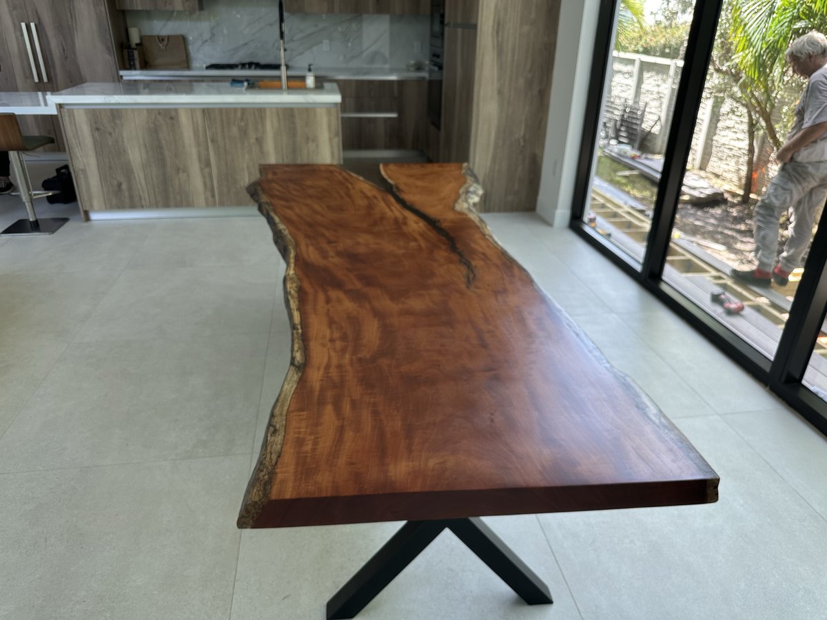 PonderosaSlabs's tweet photo. Viva Cuba!!! This is a Cuban ￼Mahogany Dining Table that we just delivered to one of our customers. https://t.co/xeHZgtyfL1