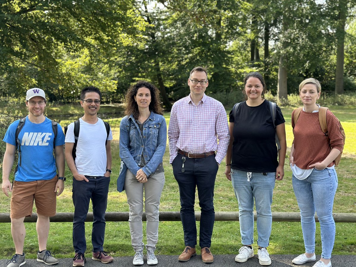 MPI for Biology of Ageing (@mpiage) on Twitter photo We are delighted to announce the second round of our Peer Power! mentoring program. Group leaders from <a href="/ceplas_1/">CEPLAS</a>, <a href="/CECAD_/">CECAD Cologne</a> & <a href="/MPIAGE/">MPI for Biology of Ageing</a> share their knowledge and perspectives in 6 insightful sessions led by facilitator Alex Schiller. Their last meeting was an inspiring Walk & Talk.🍃 We are delighted to announce the second round of our Peer Power! mentoring program. Group leaders from <a href="/ceplas_1/">CEPLAS</a>, <a href="/CECAD_/">CECAD Cologne</a> & <a href="/MPIAGE/">MPI for Biology of Ageing</a> share their knowledge and perspectives in 6 insightful sessions led by facilitator Alex Schiller. Their last meeting was an inspiring Walk & Talk.🍃
