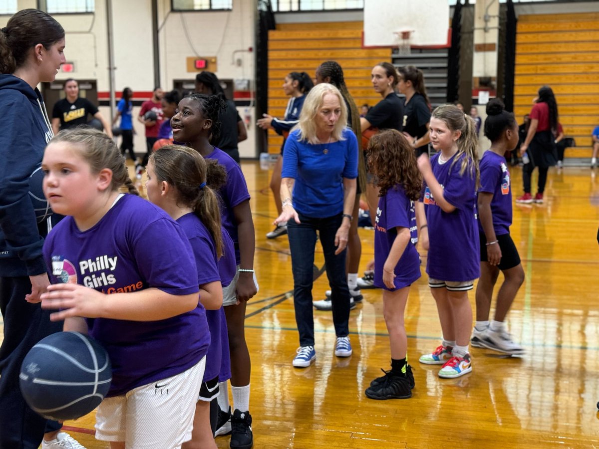 RepMGS's tweet photo. Loved seeing everyone at the Philly Girls Got Game Basketball Clinic at South Philly High! 🏀

Thanks to @PhilaYouthSport for organizing and to the volunteer coaches from @novawbb, @SJUHawks_WBB,  @templewbb, @PennWBB, @DrexelWBB, and @LaSalle_WBB. https://t.co/1FBKU9AO3o