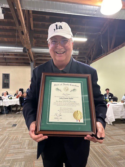 NCJewishDems's tweet photo. Our caucus treasurer, John Kibler, has been awarded the Order of the Long Leaf Pine by @RoyCooperNC. 

It’s North Carolina’s highest civilian honor, given to those who spend a lifetime serving their community. We couldn’t be prouder! https://t.co/bhVfKFAUaw