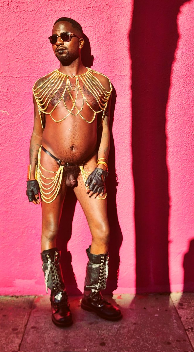 Jupiterstorm6's tweet photo. Folsom was fucking great !! #Folsom #folsom24 #SanFrancisco #nudist #malenudist https://t.co/xaZh6ta5NM