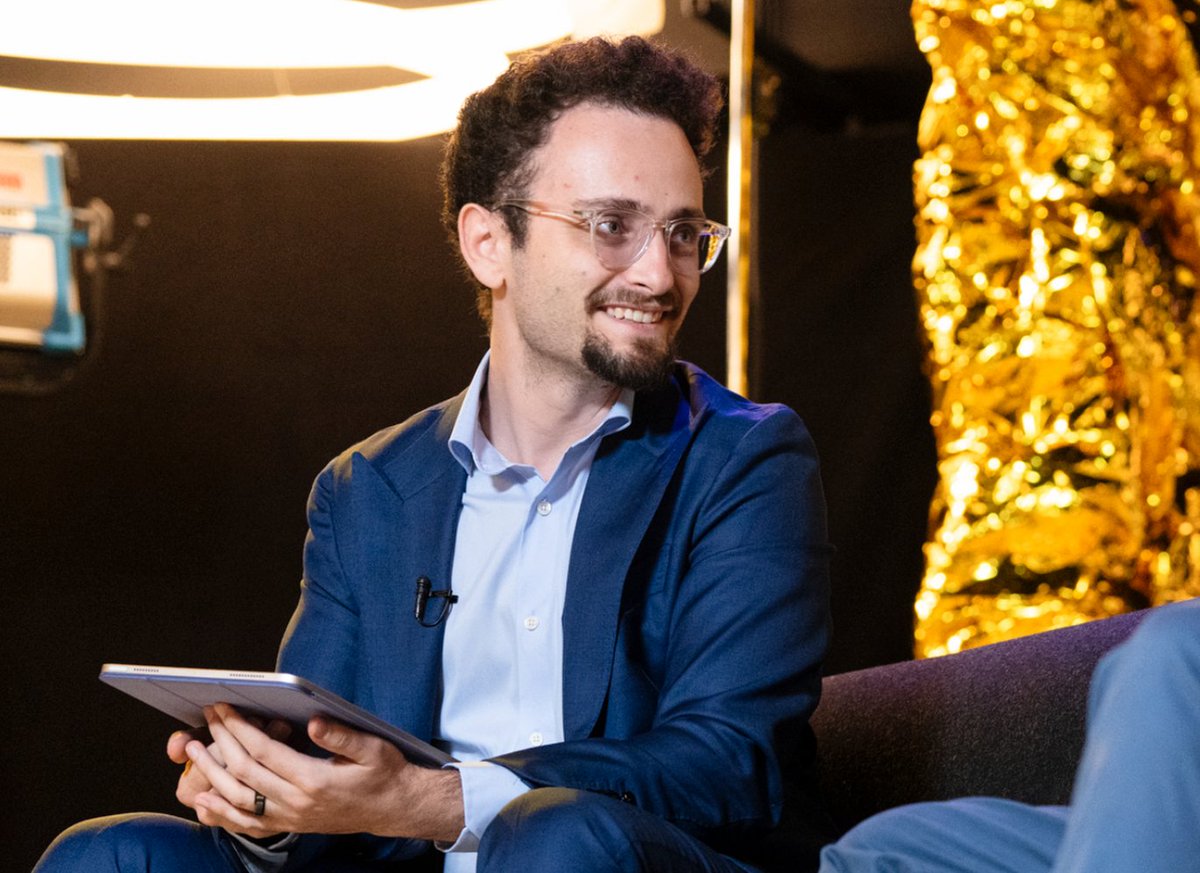 Levy just beat Ian Nepomniachtchi in Titled Tuesday! 🤯 <a href="/GothamChess/">GothamChess</a>