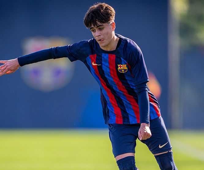 Arnau Pradas - last three games:

vs Monaco U-19 ⚽️
vs Damm U-19 ⚽️
vs Young Boys U-19 ⚽️

Such a lovely player to watch with a left foot made of gold. 🔵🔴