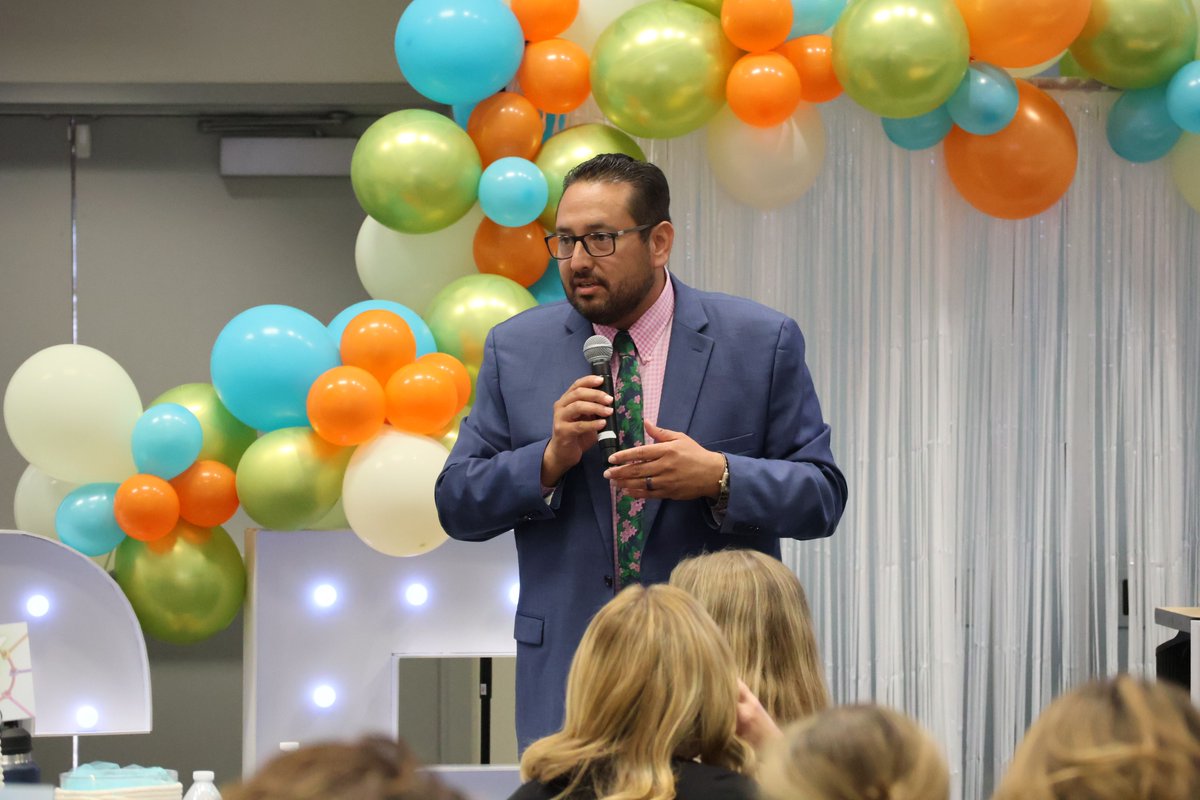 VenturaCOE's tweet photo. Last night was VCOE’s Administrator Induction Welcome &amp; Orientation. So excited to welcome these amazing educators who will use their insights and strengths to become outstanding K-12 administrators. https://t.co/nEbcKVhcNe