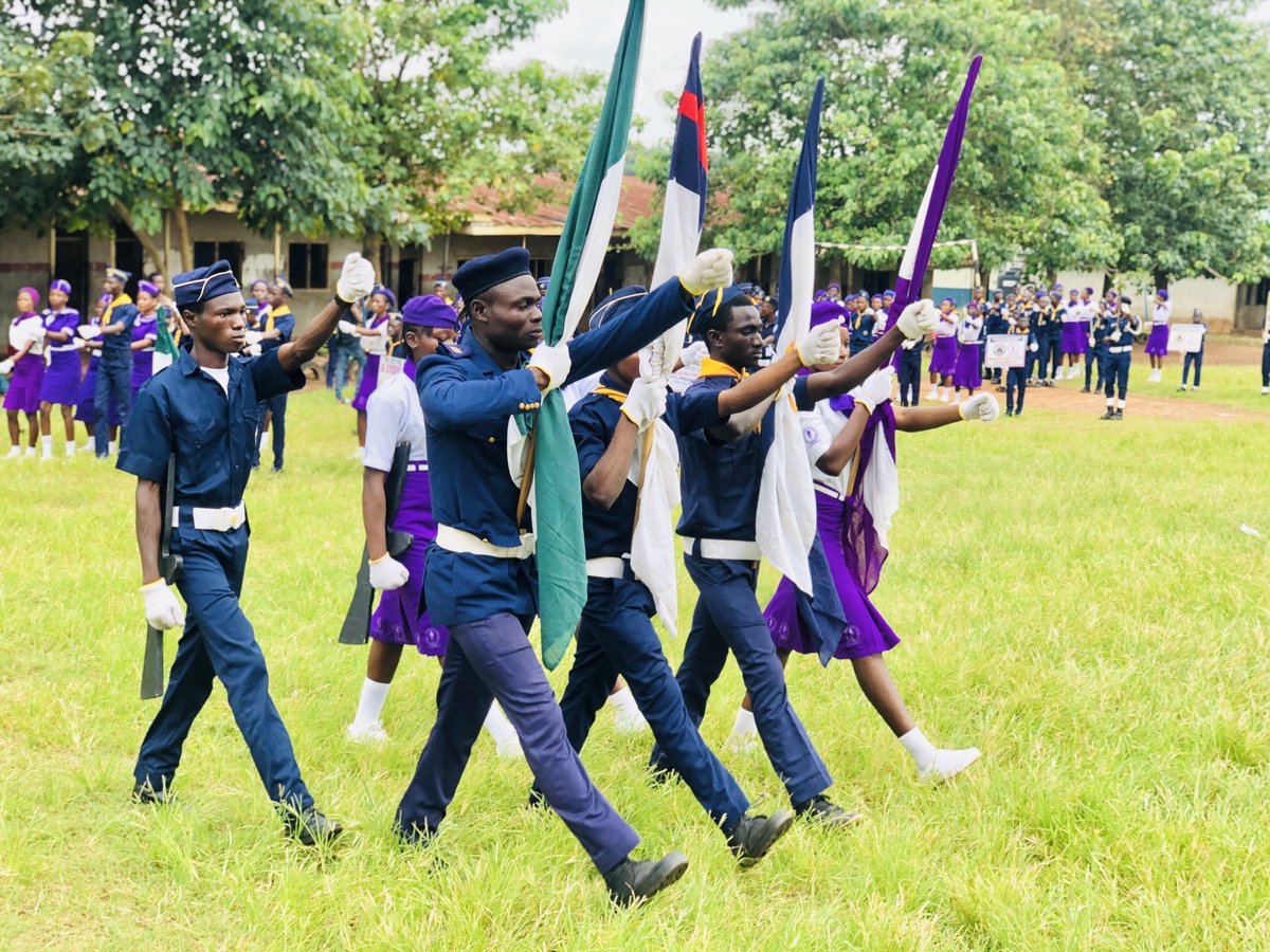 Richiedesigns_'s tweet photo. @Steh_Ella Ogbomoso Chosen Generation Baptist Association ☺️💕 https://t.co/X0UjXH4Ihy