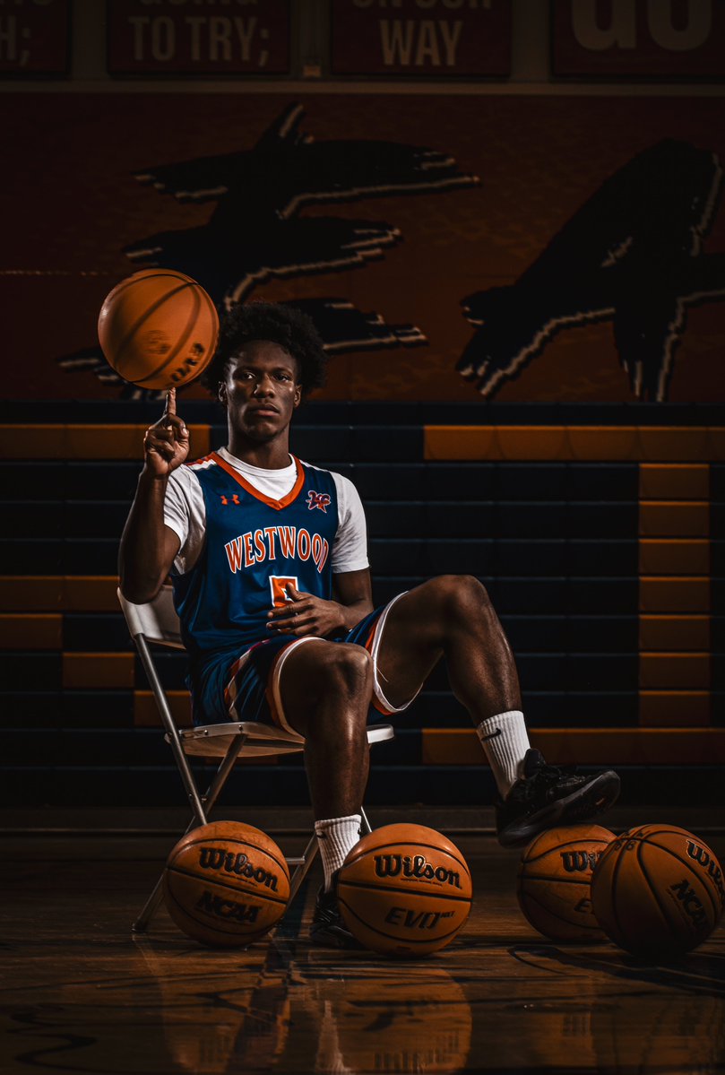 Loving the 2024 season! Had the opportunity to photoshoot <a href="/RedMtnFootball/">Red Mtn Football</a> and <a href="/HAMesaAthletics/">Heritage Mesa Athletics</a> media day and games, and <a href="/HIGLEYFOOTBALL/">Higley Football</a> hype reels, with some bball tournaments mixed in. Looking forward to upcoming basketball season! DM me for team/game/individual photoshoots!