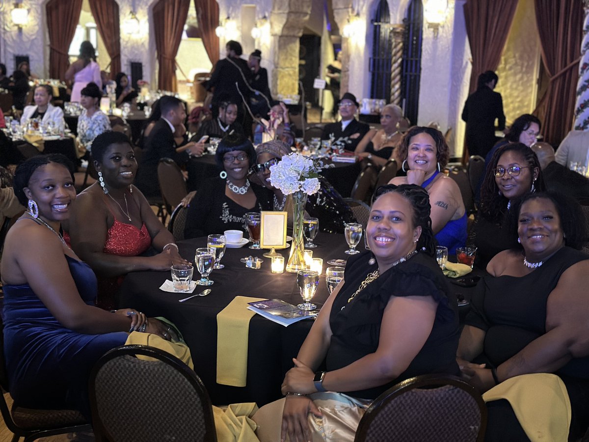 Martin University was proudly represented during the Circle City Classic Weekend! From celebrating rich culture to connecting with our vibrant community, this unforgettable event showcased the heart of Indianapolis and the spirit of HBCUs &amp; PBIs!