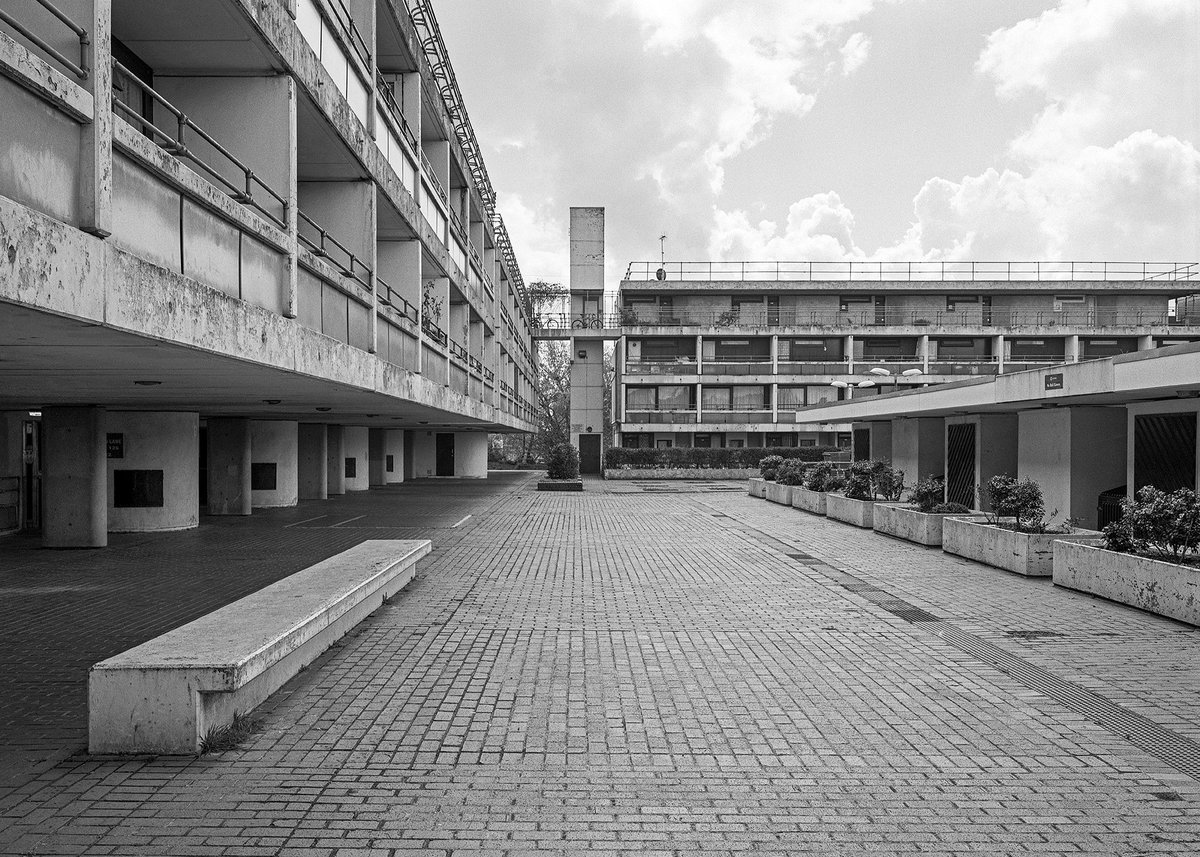 Maiden Lane Estate, Camden, London; designed by Benson and Forsyth of Camden Council Architect's Department, built 1976-81
-
Photo: Simon Phipps