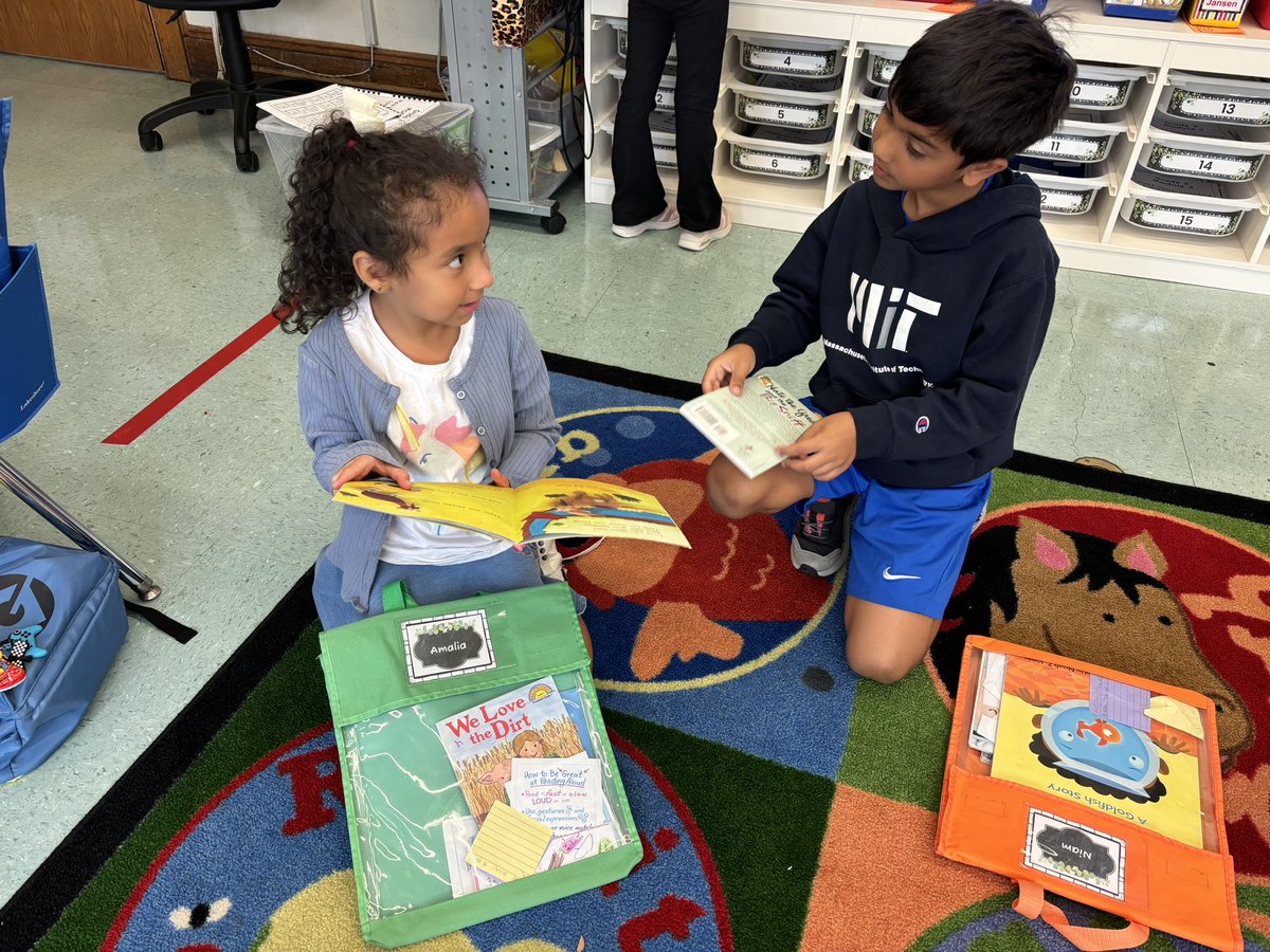 Using story elements of characters, setting, problem, events, and resolution in discussions with reading workshop partners! #ewlearns <a href="/NorthSideEW/">North Side School</a>
