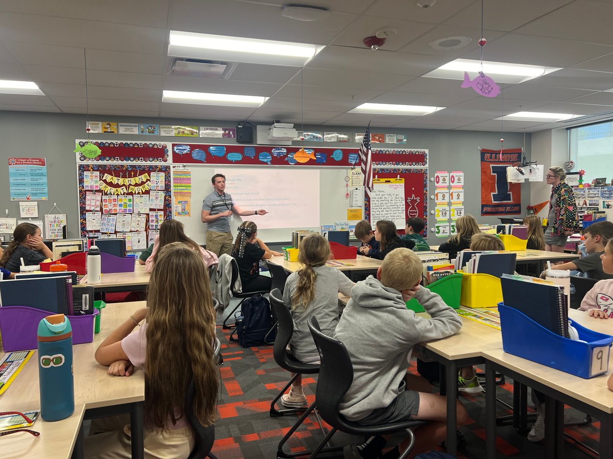 October is Learning Disabilities Awareness Month! Last week, one of our amazing #SD113A graduates visited some of our 5th-grade classes to share their inspiring story. They talked about how having a disability doesn't define who you are as a learner—and we couldn't be prouder!