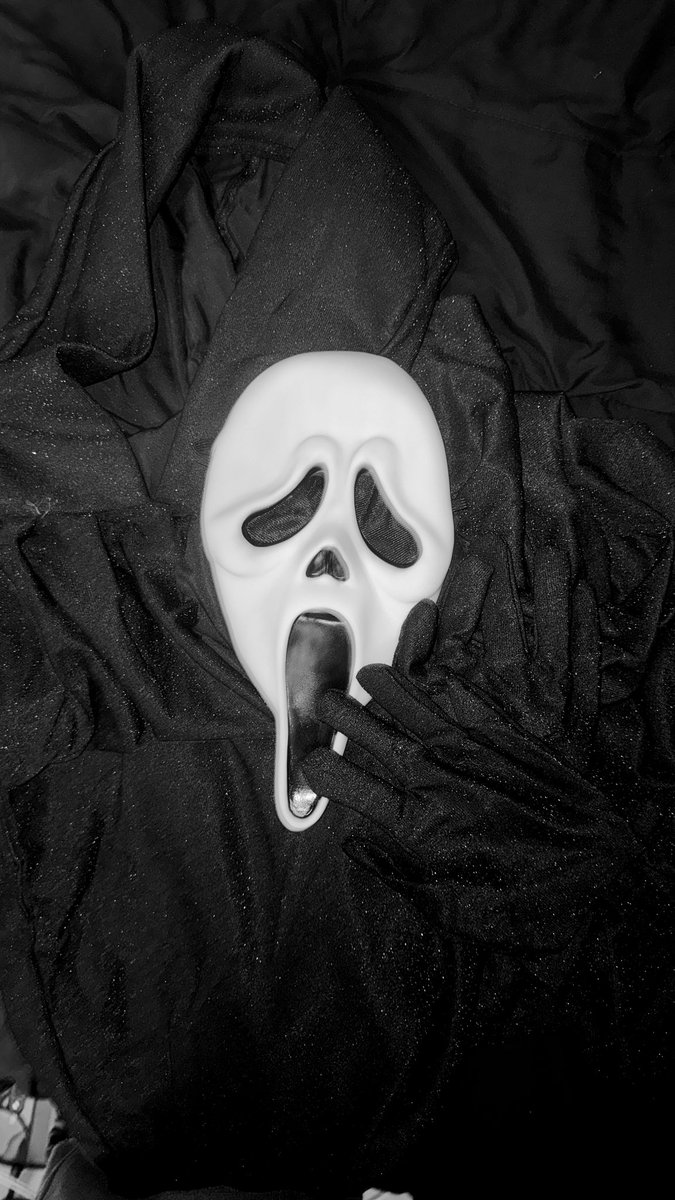 Skintonio's tweet photo. 🎃 https://t.co/7BFsKlbgPw