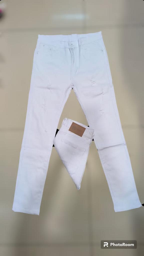 Savheya_Happie's tweet photo. Can I have 20 retweets 
Chinese collar shirts -$10
Audi Joggers -$10
Men's socks -$1 for 2
White jeans -$13
📍Visit our SHOP at:
Century Mall, Table G88, CNR J. Nyerere and N. Mandela, opposite Main Post Office along N. Mandela, Harare CBD

**Use FedEx entrance* https://t.co/qTaBOxmxDX