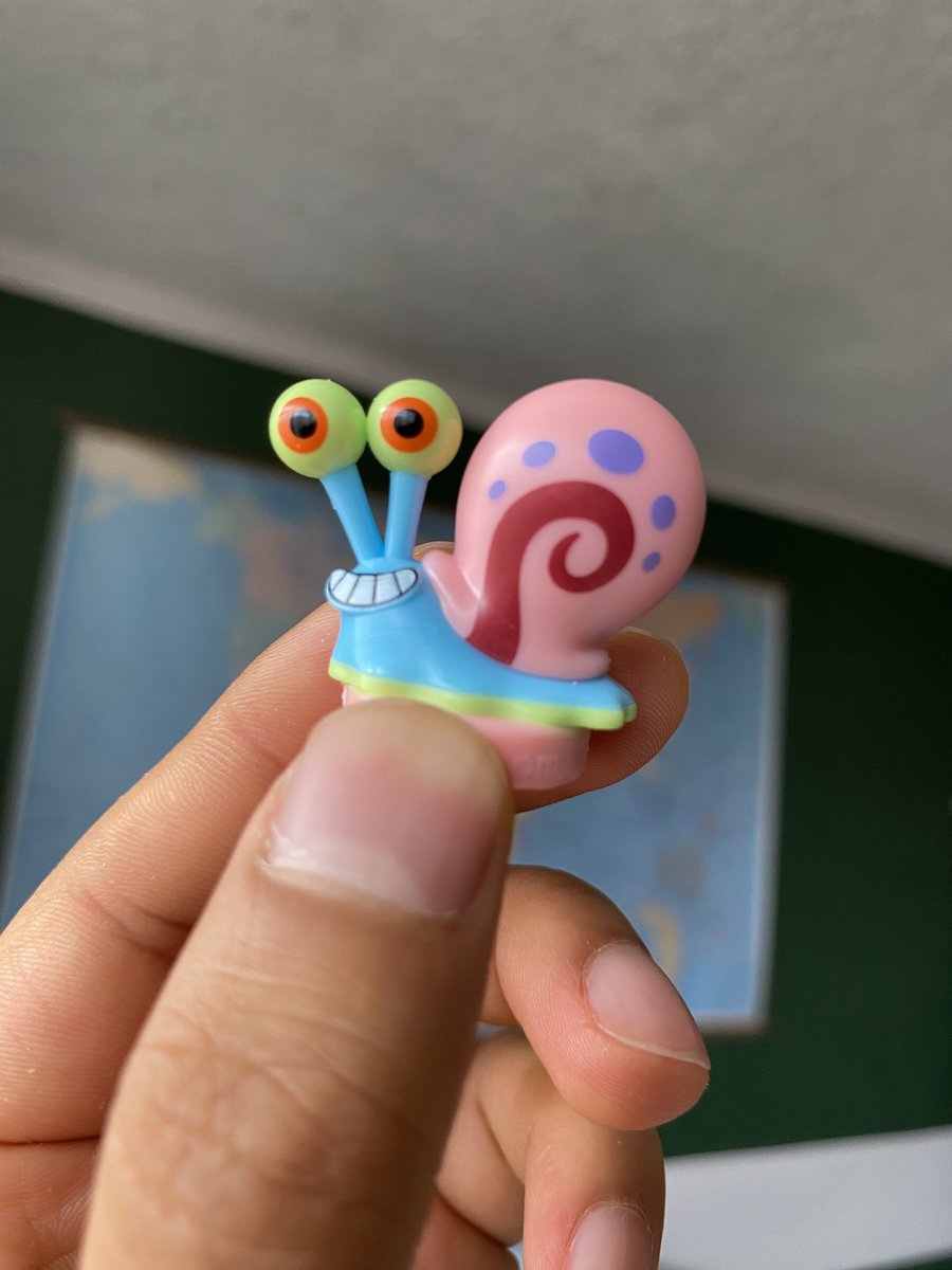 Mundo_MX29's tweet photo. Esta colaboración entre vualá y Bob esponja esta sacando figuras con mucho detalle, aquí tenemos a gary. 😮 https://t.co/FIu4rPZ1ef