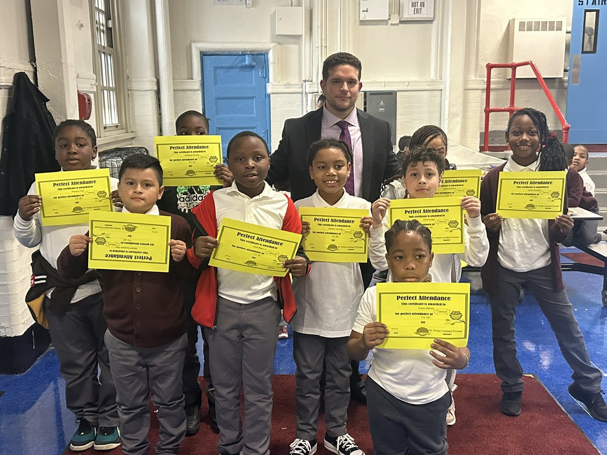 TheAlbanyAvenueSchool tweet media