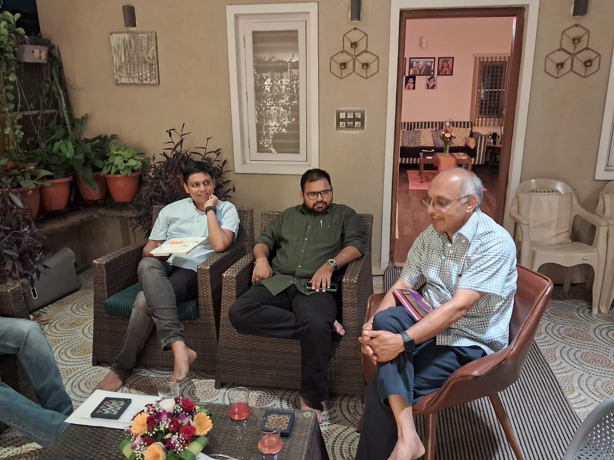 maryland_global's tweet photo. Our international alumni go the extra mile to keep in touch. Check out these photos from a meetup hosted in Bengaluru, India:

@UMD_ISSS

#FearlesslyGlobal #InternationalTerps #InternationalStudents https://t.co/iqF6YNhPxx