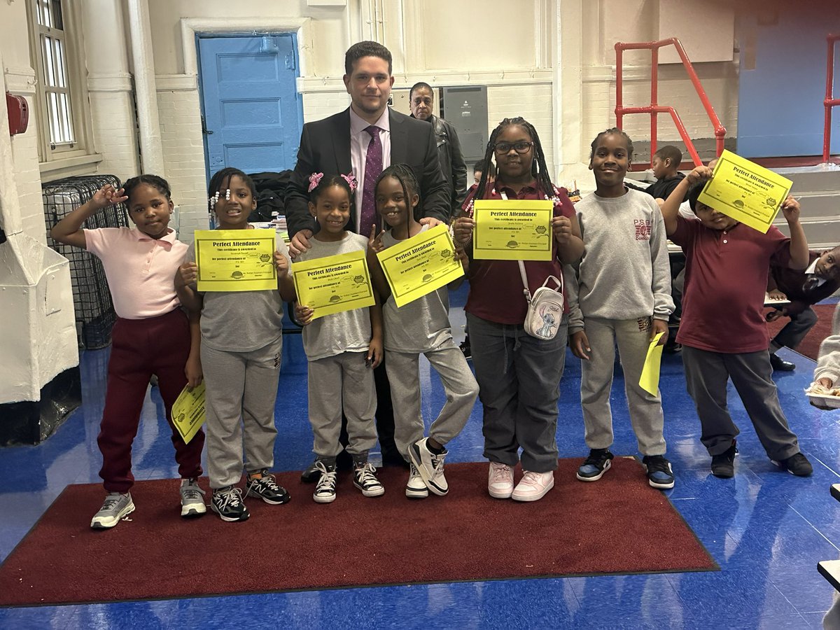 TheAlbanyAvenueSchool tweet media