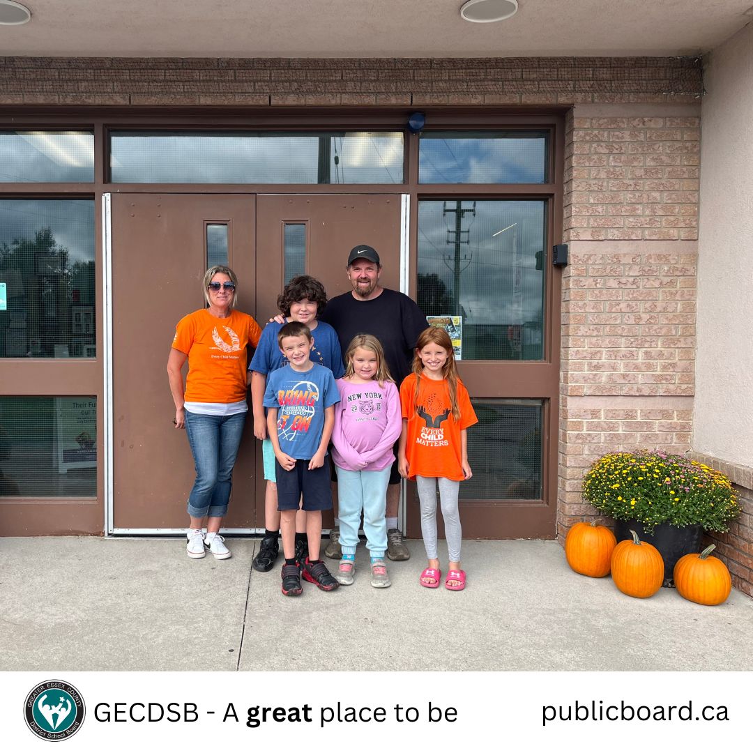 gecdsbpro's tweet photo. The GECDSB is proud to highlight positive community connections! This week at Gore Hill Public School, the Jarrold, Simpson, and Whitenect families generously donated two beautiful chrysanthemum plants, along with pumpkins and maize, to brighten up the school’s front entrance. 

Mrs. Coristine, the Learning Support Teacher at Gore Hill, was delighted to accept this thoughtful gift on behalf of the school. Thank you to these families for supporting our schools and making Gore Hill an even more welcoming place for students, staff, and visitors!