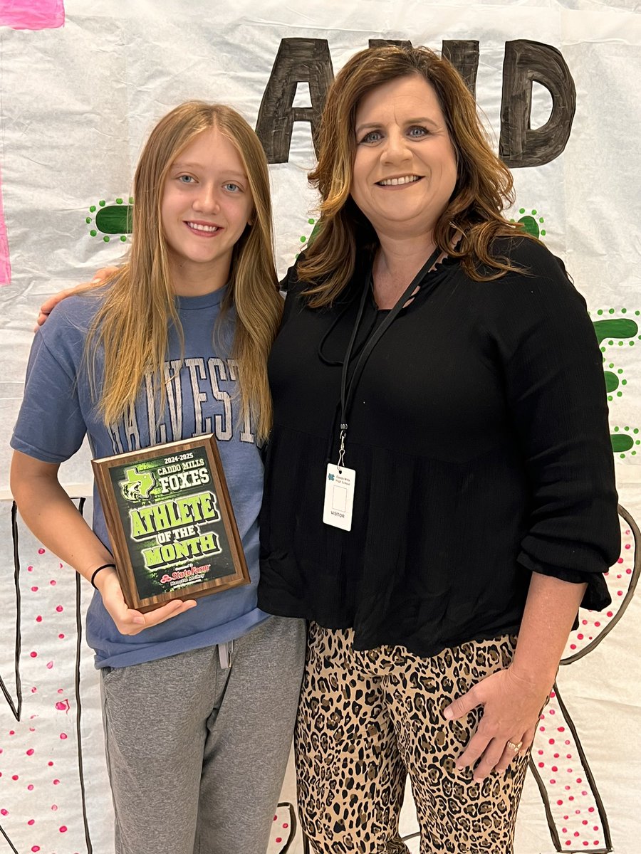 CMLadyFoxes's tweet photo. Congratulations to our female athletes of the month! Volleyball, Abbi Cotten and Cross Country, Kamryn DeAnda. Keep making our Fox Family proud! 💚🙌🏼 https://t.co/qzfqCz8rhF