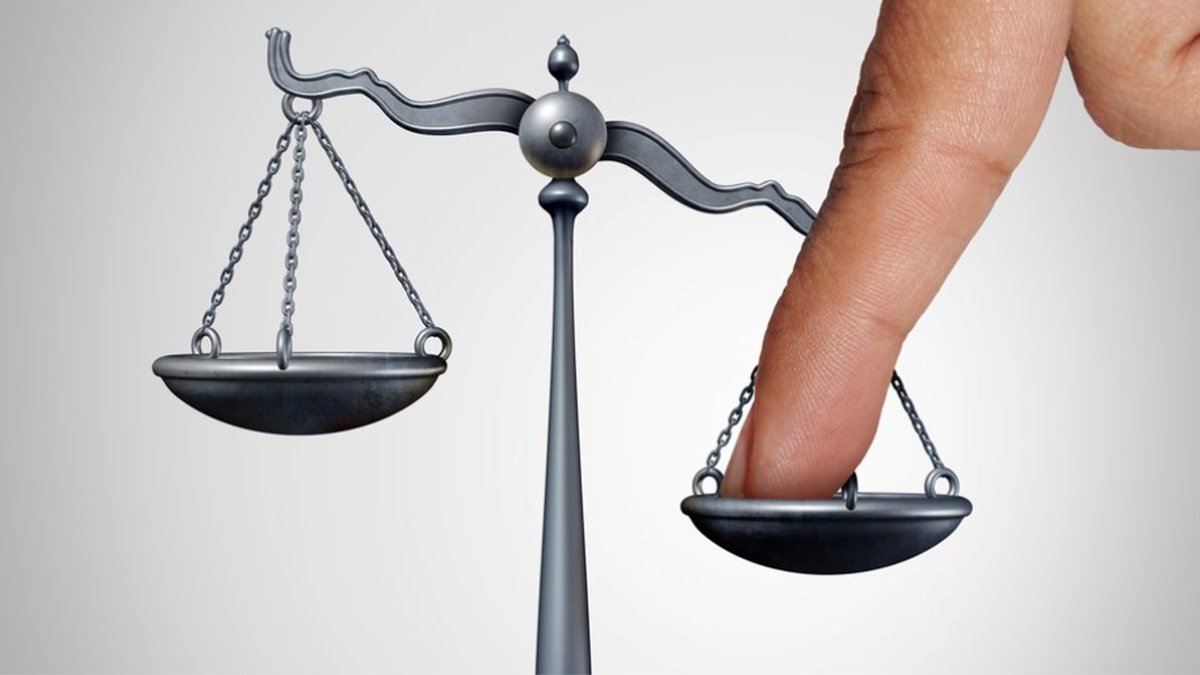 AEAFMA's tweet image. Vergonzosa presión está haciendo @paloma_martinm desde @PPSenado sobre la #LeyBásicaAAMM. Los mandos que la están asesorando en la sombra solo velan por sus intereses corporativos, no por la protección del patrimonio medioambiental e interés público.
Postura impropia de su cargo.