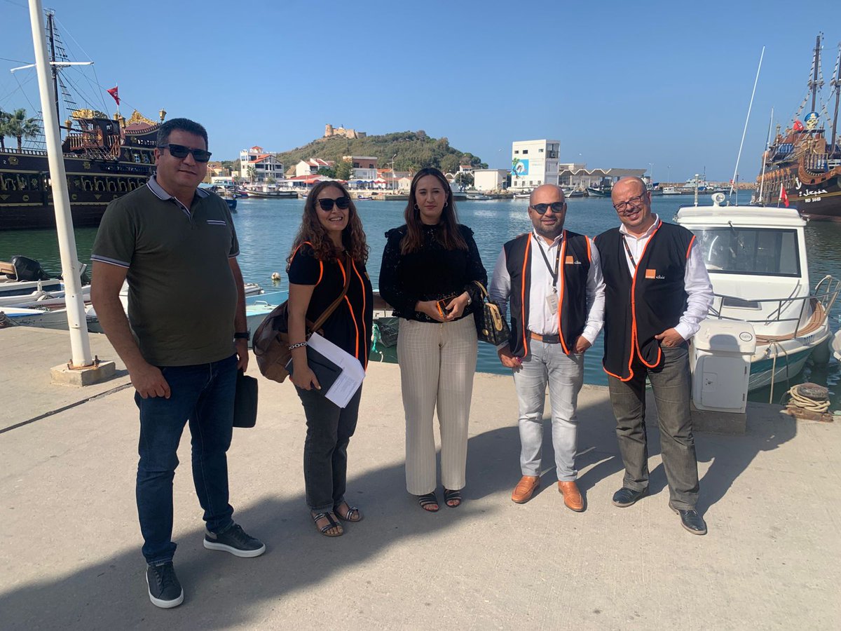 Houssem Ameur (@ameur_houssem) on Twitter photo Les équipes "Orange est là" ont été présentes aujourd'hui dans toutes les délégations de la Tunisie , avec un esprit de #proximité et d'#écoute.
Un grand bravo à nos PDVs pour l'accueil chaleureux de nos équipes ! <a href="/millet_thierry/">Thierry Millet</a> <a href="/SoumayaBelkhir1/">Soumaya Belkhiria Bouzguenda</a> Les équipes "Orange est là" ont été présentes aujourd'hui dans toutes les délégations de la Tunisie , avec un esprit de #proximité et d'#écoute.
Un grand bravo à nos PDVs pour l'accueil chaleureux de nos équipes ! <a href="/millet_thierry/">Thierry Millet</a> <a href="/SoumayaBelkhir1/">Soumaya Belkhiria Bouzguenda</a>