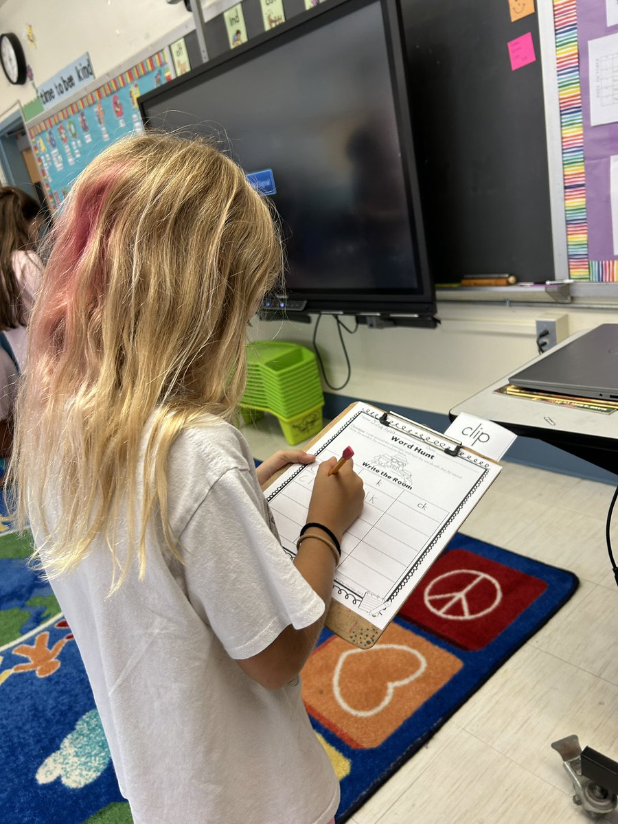 Ms. Costelloe tweet media