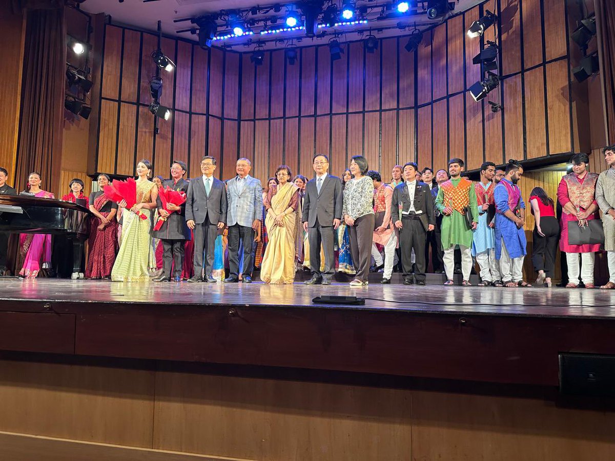 IHCDelhi's tweet photo. Glimpses from a scintillating musical performance ‘Eastern & Western Music Treasures’ by the The Taipei Philharmonic Chamber Choir in collaboration Neemrana Music Foundation Ensemble held today at Stein Auditorium, India Habitat Centre. The enchanting music demonstrates the common cultural and civilizational connect cutting across Asia . The Stein Auditorium was full of music lovers. The event was attended by Ambassador Bhaswati Mukherjee, President IHC and high level guests from Taipei and other VIPs. All together an unforgettable evening demonstrating that music is a universal language binding peoples together.

@AmbBhaswati1 @TNMF_INDIA 
#indiahabitatcentre #IHCDelhi