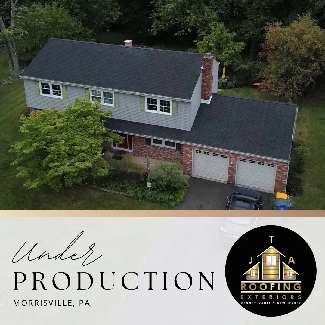 Jtaroofing's tweet photo. The power of a fresh new look is underway in Morrisville, PA! 🏡 Stay tuned for the reveal of our latest siding renovation project!

#roofing #homerenovation #jtaroofing #morrisvillepa #roofersnearphilly #roofersnearnj       
   
JTA Roofing & Exteriors 
267-697-2735
Info@jtaroofing.com
https://t.co/QV4bYzMsx3