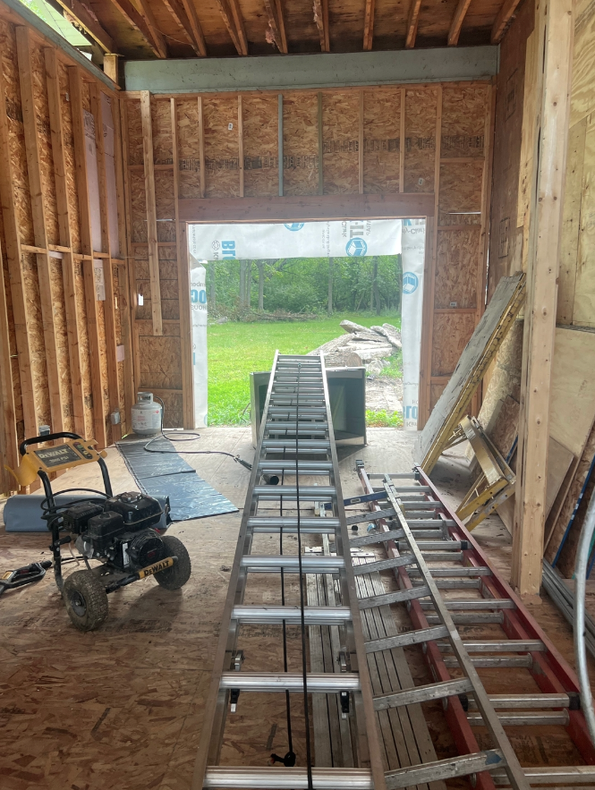 NECChicago2006's tweet photo. Behind the scenes of the building process. Hard work and dedication at every step. https://t.co/FpQZ0C9R1a https://t.co/sIAT9cSg1y