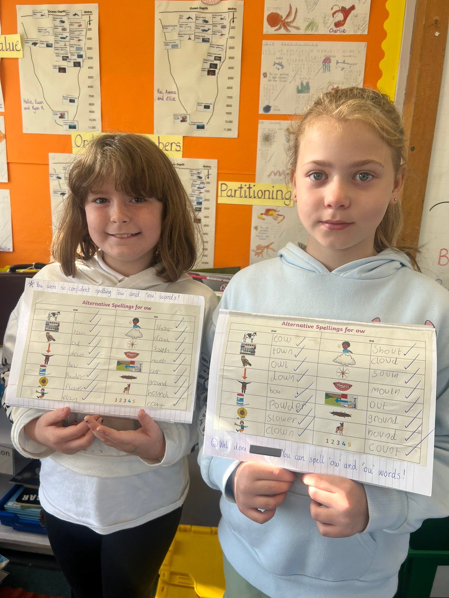 Miss Kelly tweet media