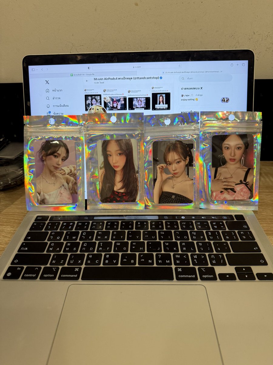 ttandcantstop's tweet photo. #เอชเอชแจกหมดไม่สนลูกใคร

กิจกรรมแจก Photocard Set 3 Pcs (Bangkok Exclusive) จากงาน #potd #aespa หิ้วมาให้เรียบร้อยครับ

กติกา : (1) รีทวิต + (2) ฟอล @ttandcantstop +(3) เมนชั่นสมาชิกในใจที่อยากได้

ประกาศผล 6 ตุลาคม เวลา 21:30 น. ฟรีค่าส่ง
ขอให้ทุกคนโชคดีนะครับ

#ตลาดนัดaespa https://t.co/sqqHu6iSjY