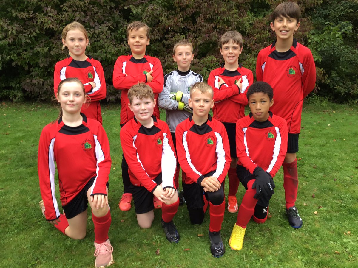 A great effort from our Y5/6 football team winning both friendly fixtures this afternoon!