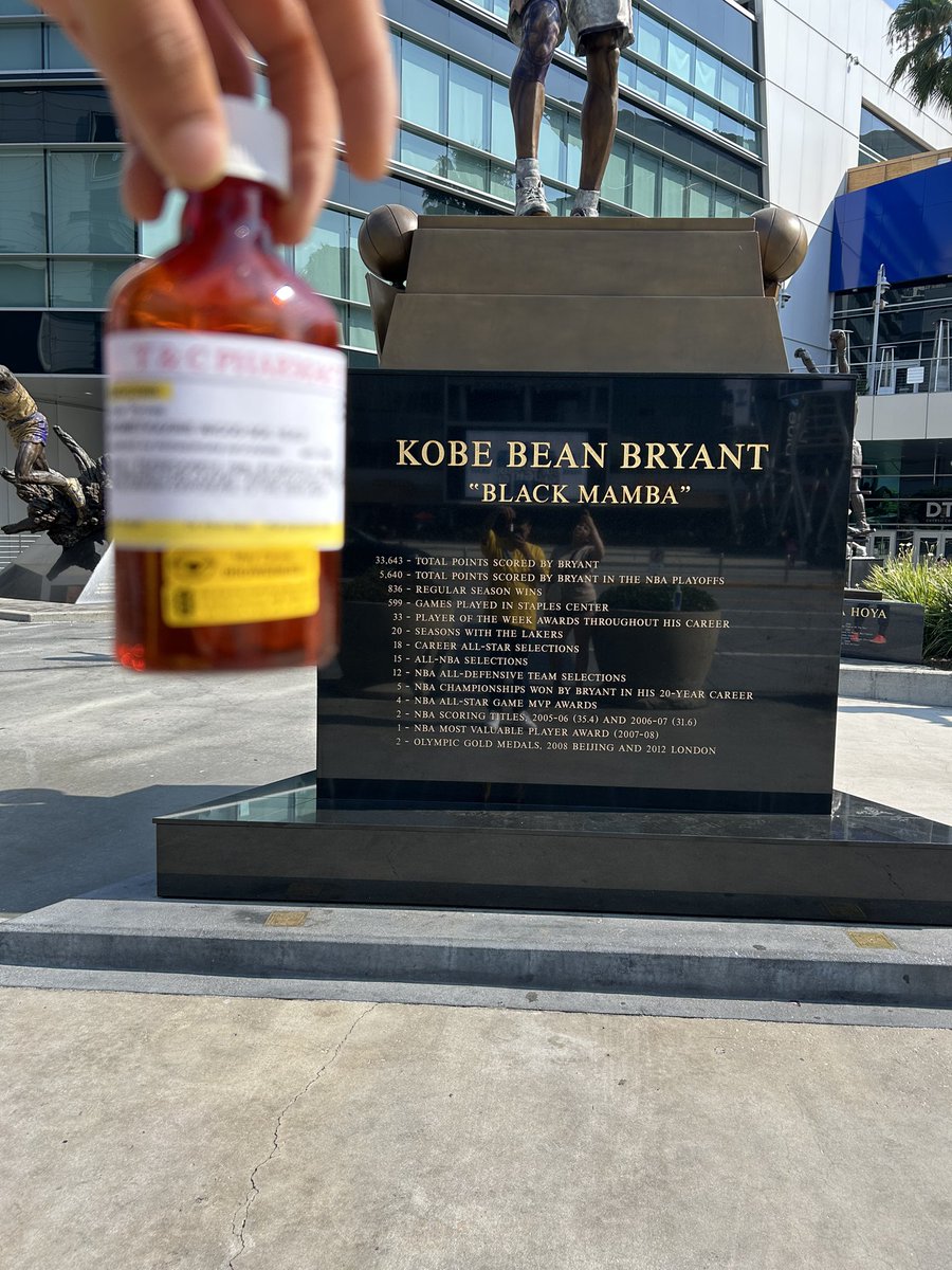 codeineliver_'s tweet image. #LosAngeles  #blackmamba  #kobe 
#drank  #lean