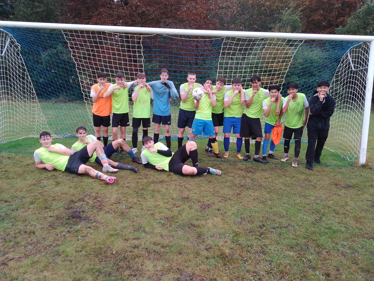 01/10/24. The Year 11 Boys Football team beat Arnewood 6-1 in the cup. The scorers were Jonas, Minish, Toby (2), Rozwin and Bobby. The joint POTM went to Mehmet/Owen. 

Thank you to all students who played 😊
(and Subham for managing the team!)