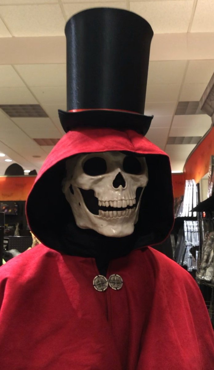 sithinger's tweet photo. Like a sir 🎩💀🦴
@SpiritHalloween https://t.co/tach5ElpMl
