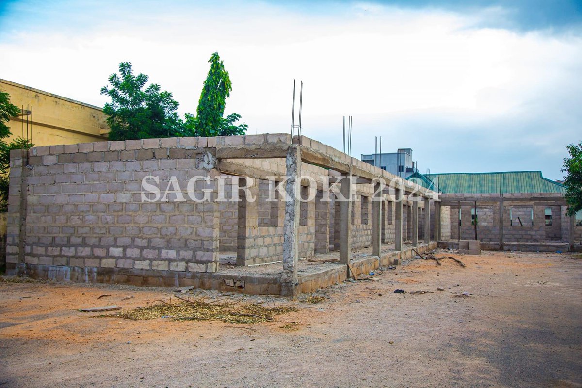 kokisagir's tweet photo. Construction of new classrooms is progressing smoothly! Soon, more students will have a better learning environment. https://t.co/rwVAO4m2rp