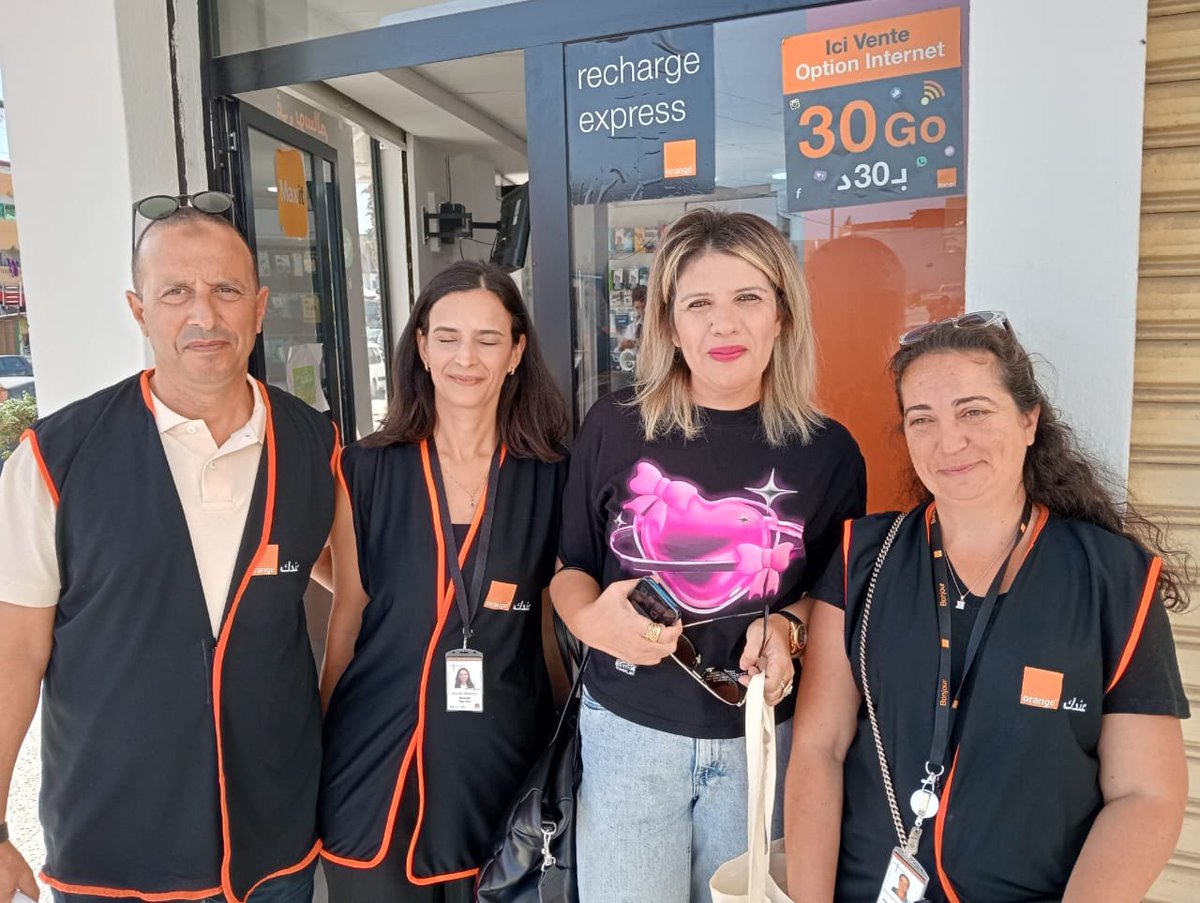 Toujours un plaisir d’aller à la rencontre de nos clients <a href="/OrangeTN/">Orange Tunisie</a> 
Bravo <a href="/SoumayaBelkhir1/">Soumaya Belkhiria Bouzguenda</a> et <a href="/MJammouci/">Mohamed Jammouci</a> pour l’organisation de cette belle initiative 
#proudtobeorange
#mycustomermyboss