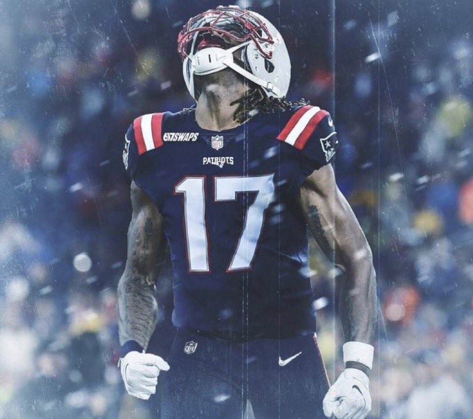 BostonCream's tweet photo. Davante Adams ➡️ New England❓❔ https://t.co/JL3yAEkR63