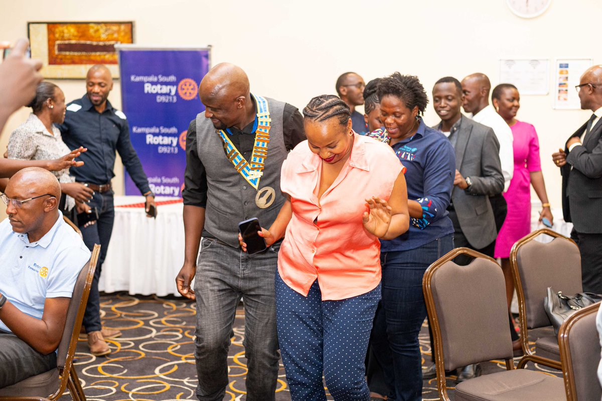 rckampalanorth's tweet photo. Pictorial highlights of the joint #WindDownMonday fellowship with our partners in service
@KampalaSouth hosted at @ProteaKampalaH
during #RotaryKlaNorthMeets📸:@kabderrick https://t.co/hmeSKZW7YC