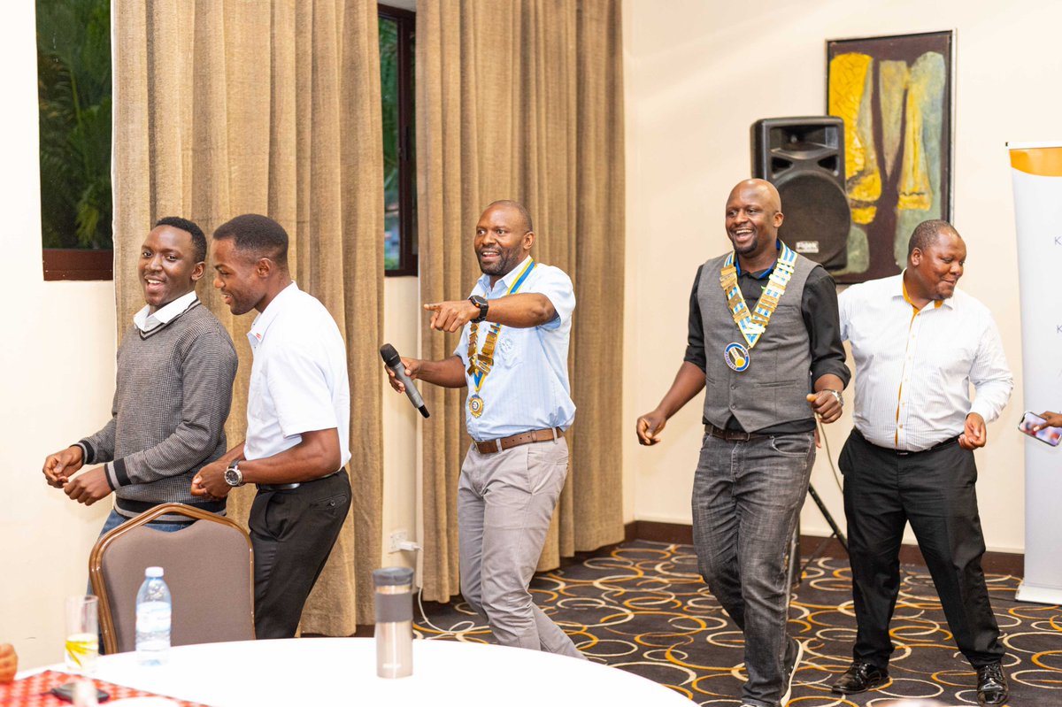 rckampalanorth's tweet photo. Pictorial highlights of the joint #WindDownMonday fellowship with our partners in service
@KampalaSouth hosted at @ProteaKampalaH
during #RotaryKlaNorthMeets📸:@kabderrick https://t.co/hmeSKZW7YC