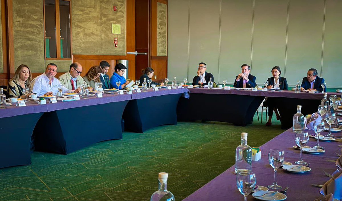 dorairey's tweet photo. La @UPRAColombia participó en la mesa de articulación entre el @MinInterior y @MinAgricultura y sus entidades para la construcción de #PactosTerritoriales enfocados en la vinculación del ordenamiento productivo agropecuario.

En la #UPRA apostamos por los territorios: 

Abro 🧵 https://t.co/9BrvSDgLSz