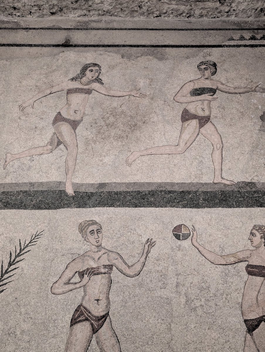 Livia en Roma tweet media