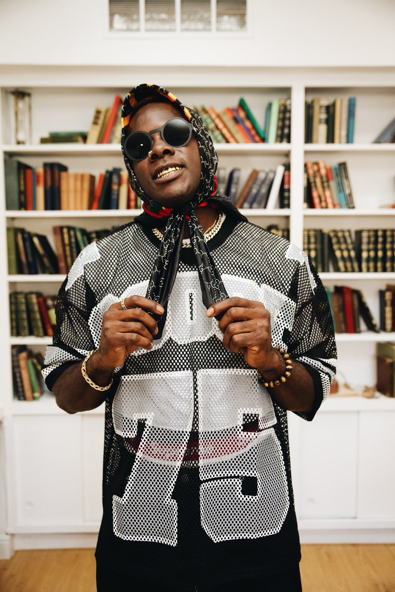 fxrtysvn's tweet image. the flag. the face