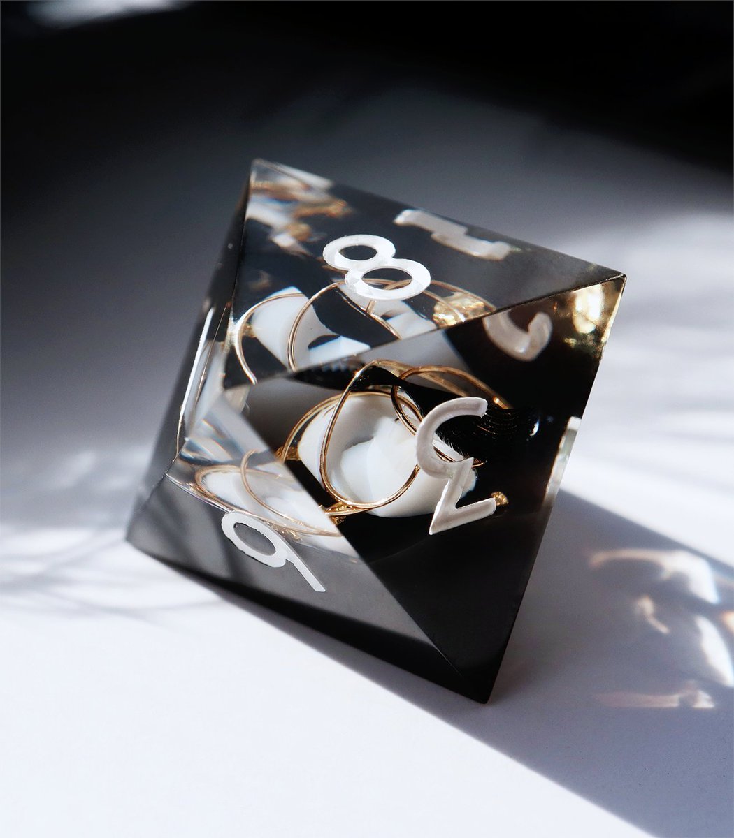 Everything Dice 🎲✨ tweet media