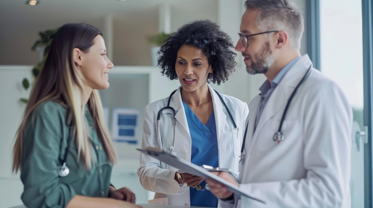valuecclinic's tweet photo. Your health is your most valuable asset! 🩺 Next time you visit your primary care physician, make sure to ask the right questions.  🏥✨ Stay informed, stay healthy - https://t.co/U9sdzxXb2t

#HealthTips #PrimaryCare #StayInformed #WellnessJourney #Healthcare #PatientCare https://t.co/sUBman5LgU