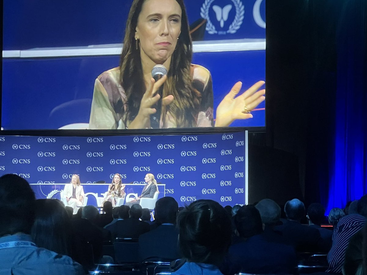 Kimberly Kicielinski (@doctorknsgy) on Twitter photo The weight of empathetic leadership from <a href="/jacindaardern/">Jacinda Ardern</a> <a href="/CNS_Update/">CNS</a> <a href="/WomenInNSGY/">Women In Neurosurgery (WINS)</a> <a href="/nsurgchick/">Ellen Air</a> The weight of empathetic leadership from <a href="/jacindaardern/">Jacinda Ardern</a> <a href="/CNS_Update/">CNS</a> <a href="/WomenInNSGY/">Women In Neurosurgery (WINS)</a> <a href="/nsurgchick/">Ellen Air</a>