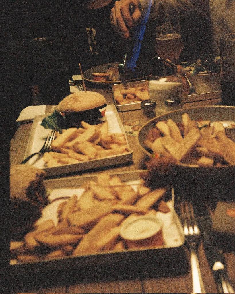 Savoring every bite of this meal and soaking in the moment. There’s something special about enjoying good food with great company, and capturing it all on analog film makes it even more meaningful. Here’s to turning everyday moments into aesthetic memories we’ll cherish forever.